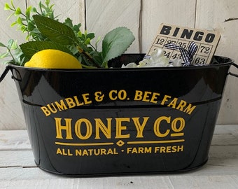 Farmhouse Decor,Farmhouse Planter, Personalized Decor, Farmhouse Tin, Bee Decor, Bumblee Bee Decor, Personalized Tin, Spring Decor