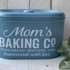 Farmhouse Decor, Cookie Tin, Personalized Tin, Metal Cookie Tin, Personalized Bakery Tin, Bakery Box, Kitchen Decor, Cookie Box, Gift Mom