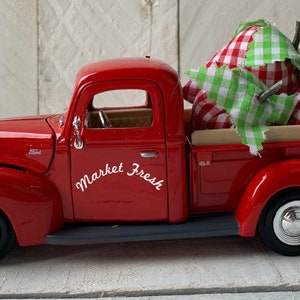 Red Truck Decor, Metal Farm Truck, Personalized Truck, Farmhouse Truck,Metal Farm Truck, Metal Truck, Farmhouse Decor, Metal Truck Decor