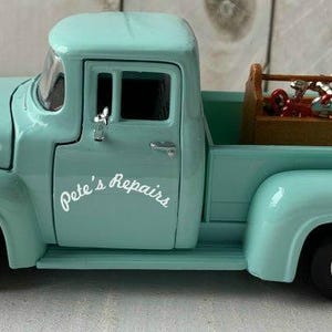Camión de metal, camión vintage, camión de granja, camión personalizado, camión con caja de herramientas, decoración de granja, camión de granja de metal, regalo del Día del Padre