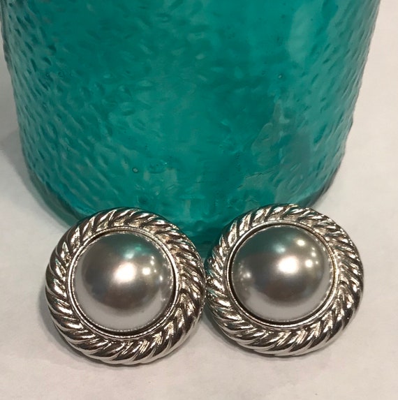 Vintage Richelieu silver tone earrings braided edg