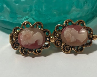 Vintage cameo clip on earrings gold tone