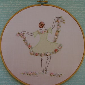 Ballerina Embroidery. Hand Embroidery design. Hoop art embroidery pattern. Hand Embroidered. Ballerina. Dancer embroidery