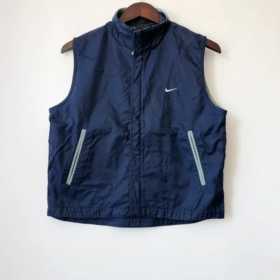 vintage nike windbreaker black and white