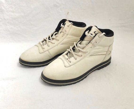 la gear 90s sneakers