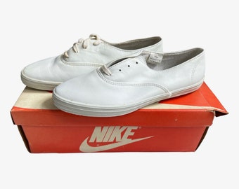 vintage nike tessa low top sneakers womens size 8 deadstock 80s NIB