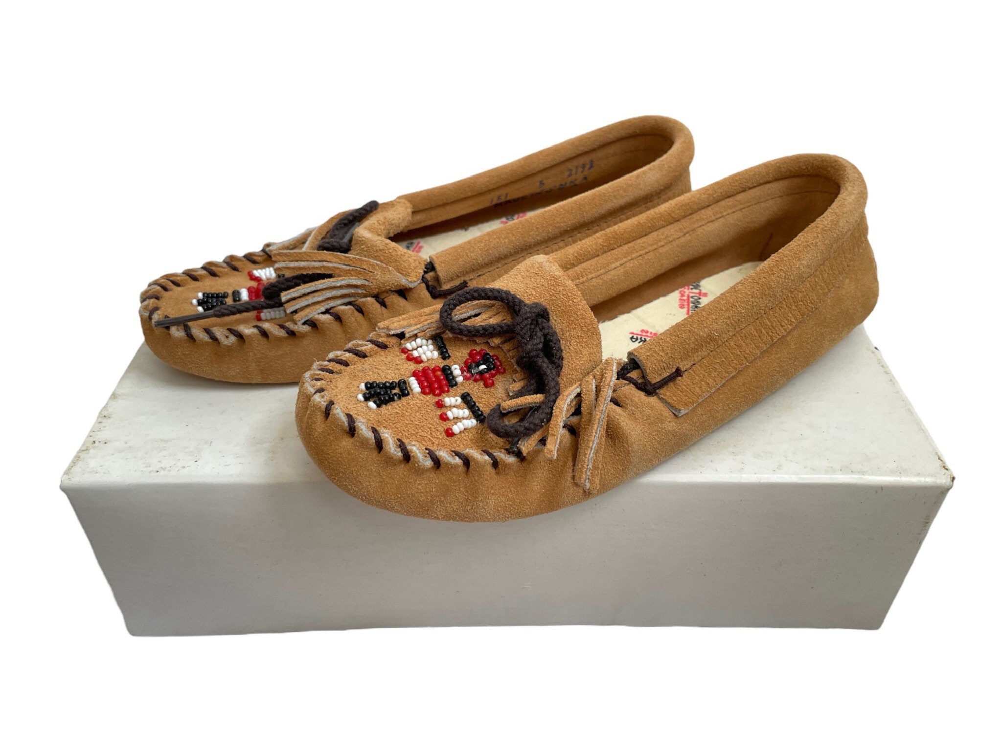 Rare 1980’s vintage moccasin slides thunderbird beaded toe