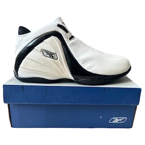 vintage reebok team drop step basketball shoes womens size 12 deadstock NIB 2002