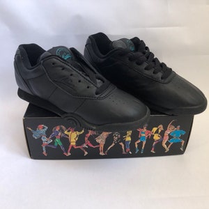 vintage LA gear lady dancer sneakers shoes womens size 6 deadstock NIB 1991 90s