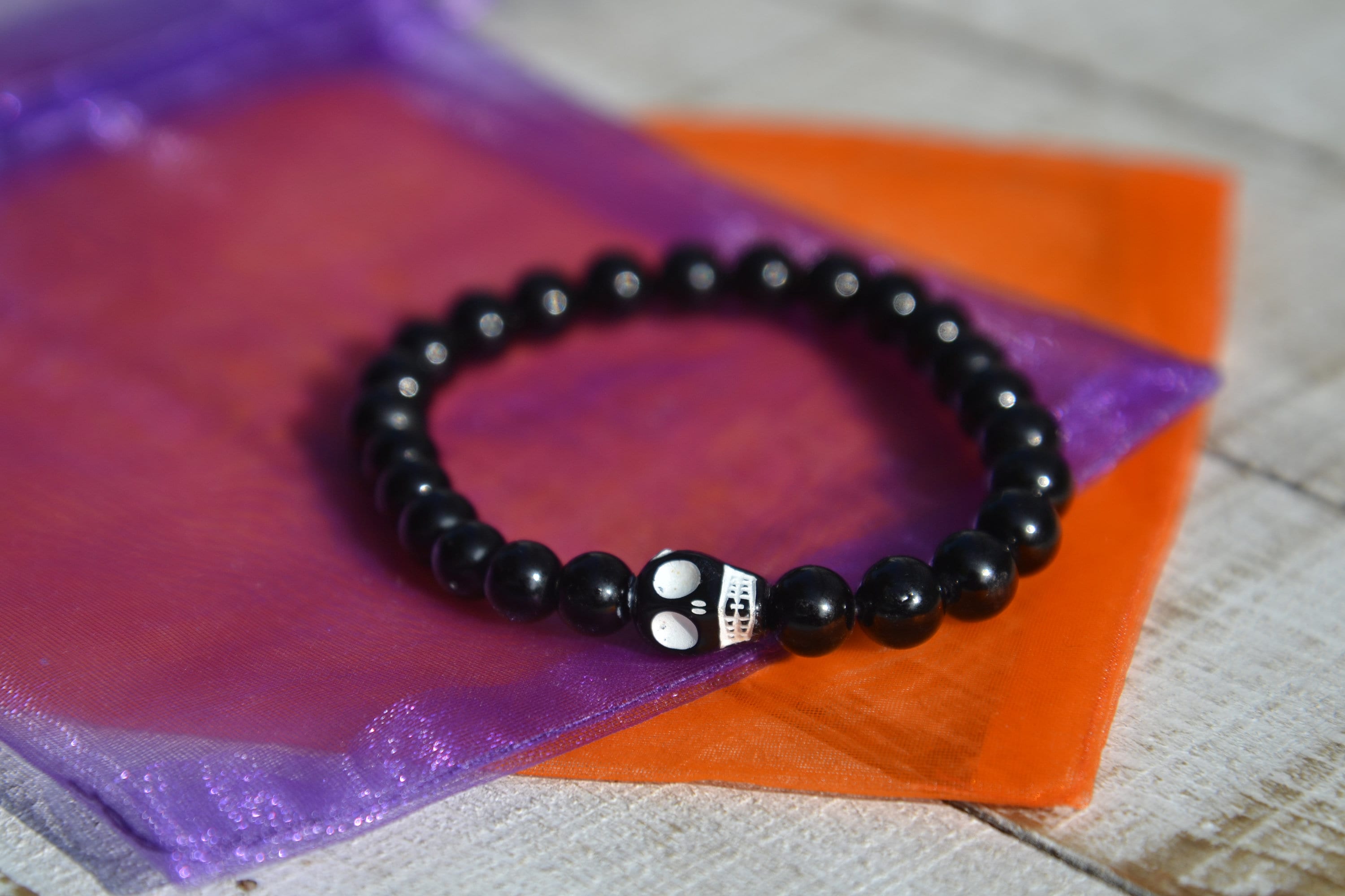 Bracciale con perline di teschio di Halloween gotico alla moda