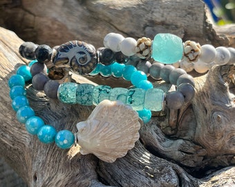 Pulseiras Beachcomber, Conjunto de quatro pulseiras inspiradas na praia, pulseiras de concha, pulseiras náuticas, conjunto exclusivo de pulseiras de verão