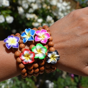 ■VINTAGE HOLLYWOOD■ Hawaiian Flower Bracelet VH2336BR006B il_300x300.3793958014_i6jd.jpg
