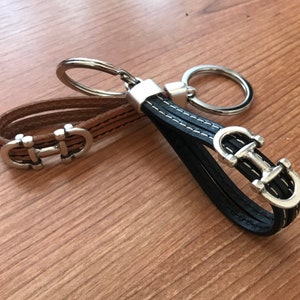 Schlüsselanhänger aus Leder mit Pferdemotiv, Trensenmotiv, Geschenk für Reitsportbegeisterte