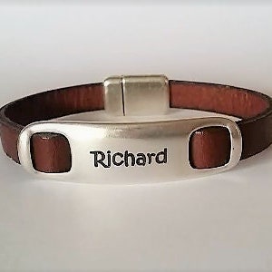 Personalized bracelet for mens, engraved bracelet, leather bracelet, Gift for men, name engraved,  ,Valentine’s Day, Valentine's Day