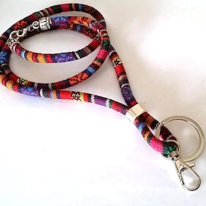 Lanyard intrecciato, lanyard etnico, porta badge, portachiavi boho, boho, lanyard portachiavi, tessuto, vegano, lanyard boho, lanyard azteco