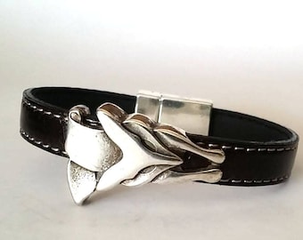 Wolf Leather Bracelet, Silver Zamak Clasp, Unisex Gift