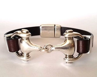Snaffle bit bracelet, leather Bracelet, bit bracelet, Mens Leather bracelet, Horse bracelet, equestrian jewelry, gift for horse lovers