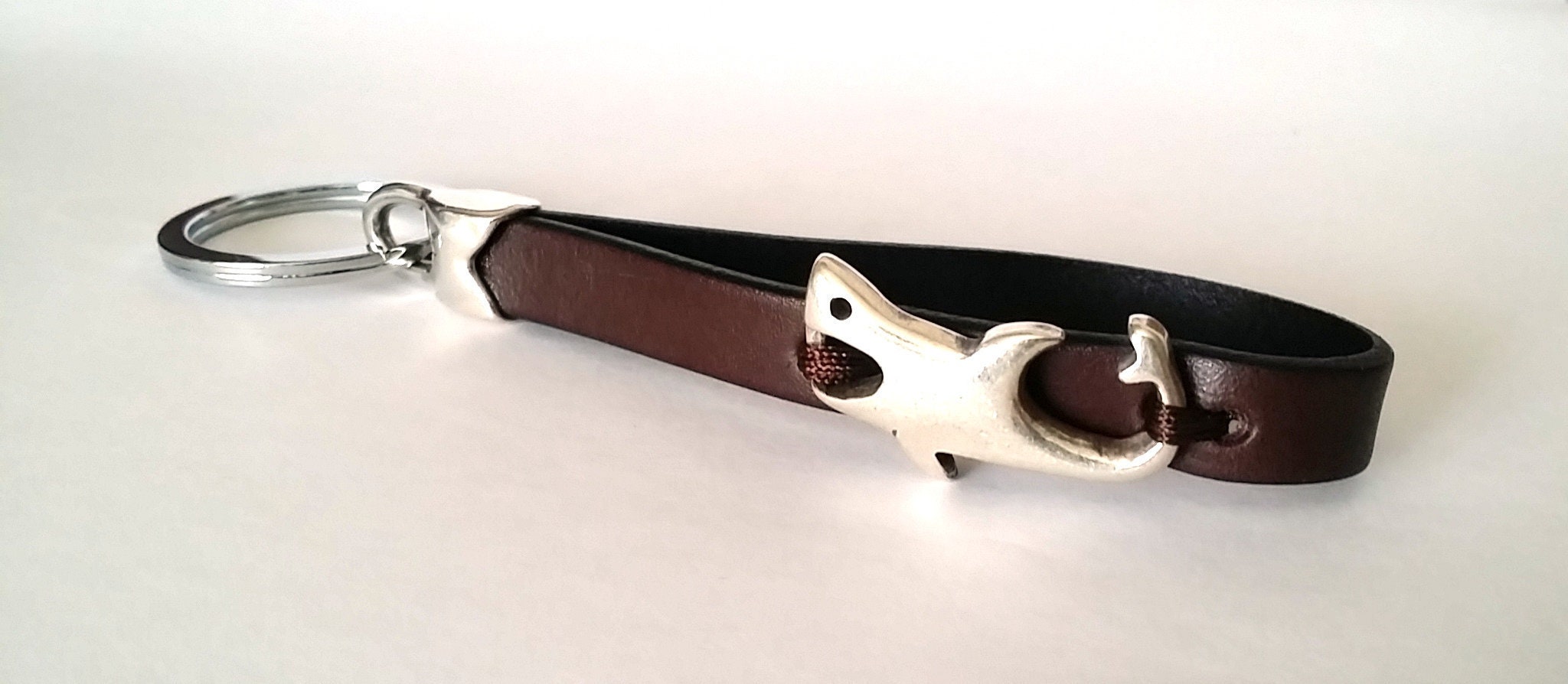 Shark keychan, boat keychain, gift for lovers shark, keychain leather, keychain for men, nautical keychain, surfer gift, birthday gifts
