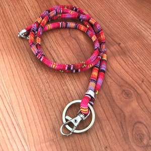 Lanyard intrecciato, lanyard etnico, porta badge, portachiavi boho, boho, lanyard portachiavi, tessuto, vegano, lanyard boho, lanyard azteco