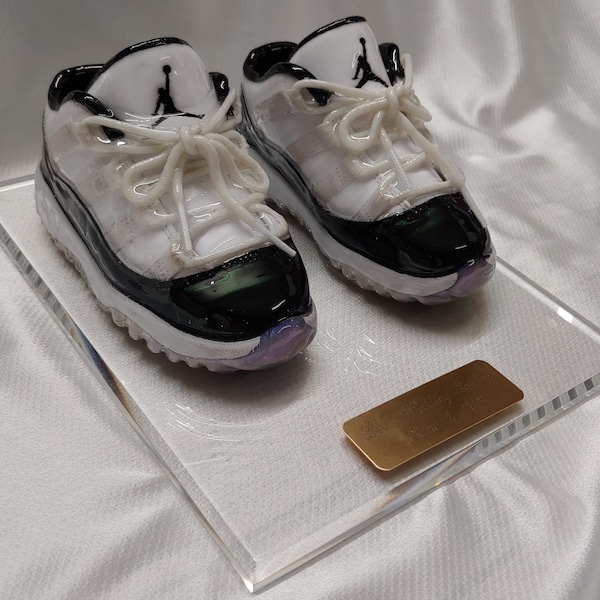 Style 1000 -  Preserved shoes mounted on an acrylic base