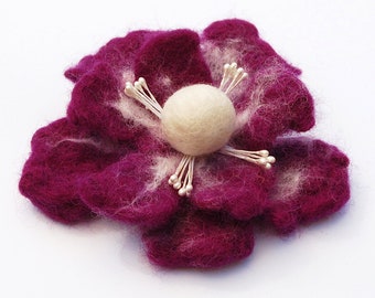 Felt pin flower, wet felted wool flower pin, felted jewelry, clothing decoration, natural, purple and white, gifts for her, corsage