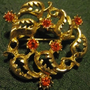 Gold Tone & Ruby Red Rhinestone Brooch/Pin **FREE SHIP**