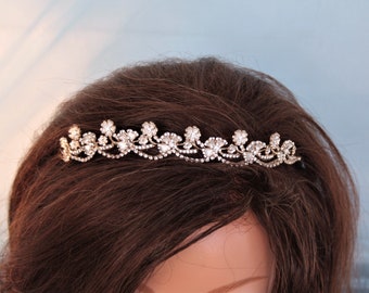 Gold Wedding Diadem with crystals and Rhinestones, Bridal Crown, Dazzling Tiara for a Radiant Bride.
