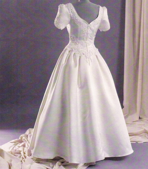 Vintage 1990's Satin wedding gown Princess style … - image 8