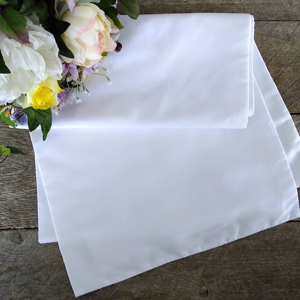 Écharpe de mariage classique en satin polyester blanc soyeux , Châle ou foulard de soirée ou Bal, Vintage