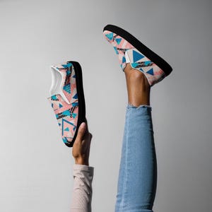 Women’s slip-on canvas shoes
