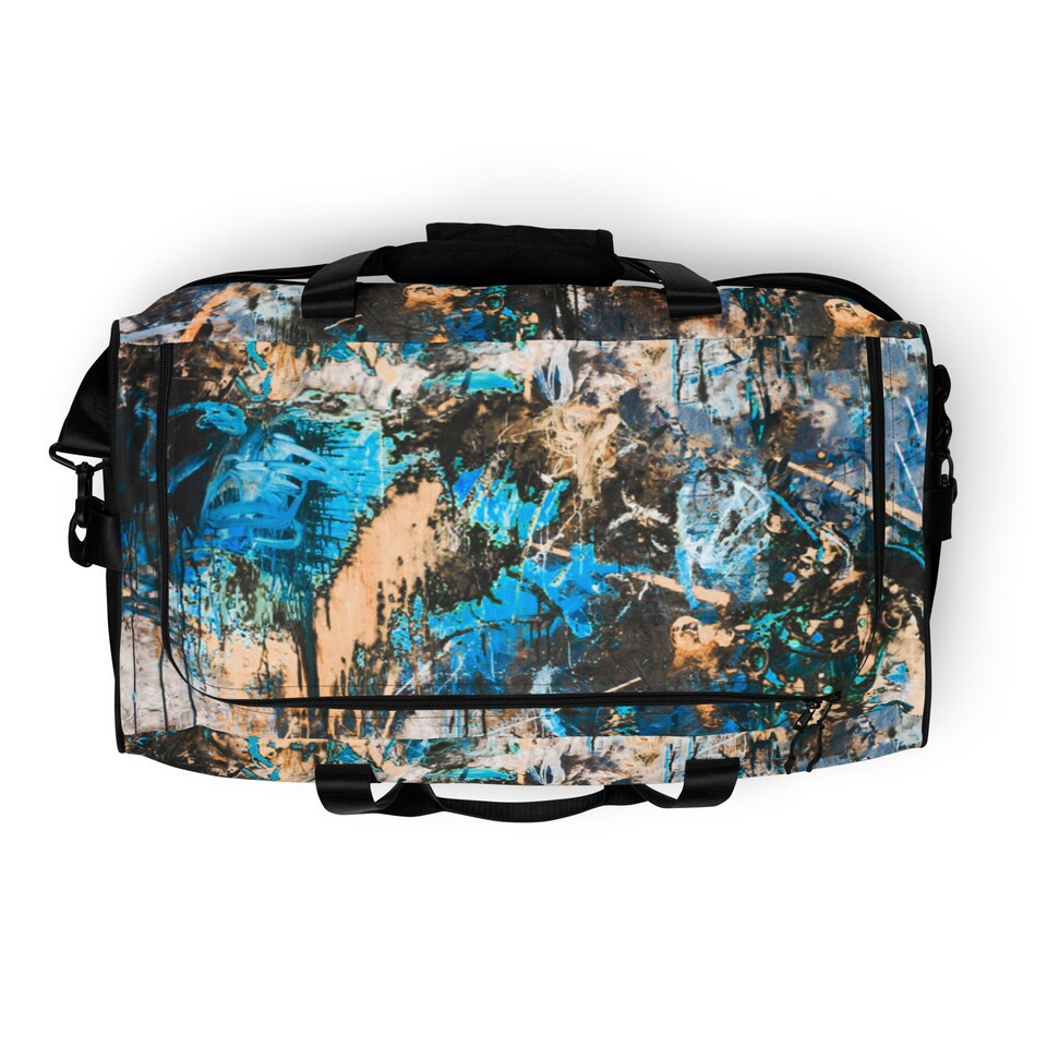 Discover Graphic Art Duffle bag