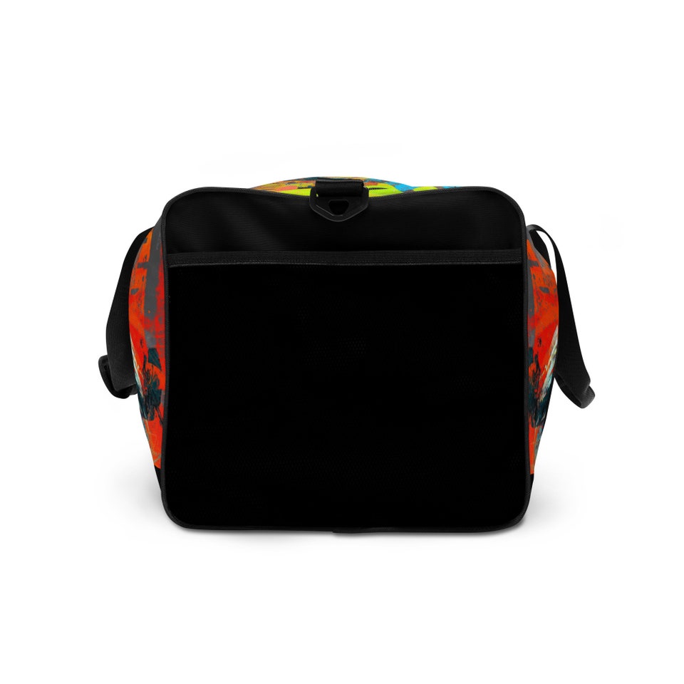 Discover Graphic Art Duffle bag