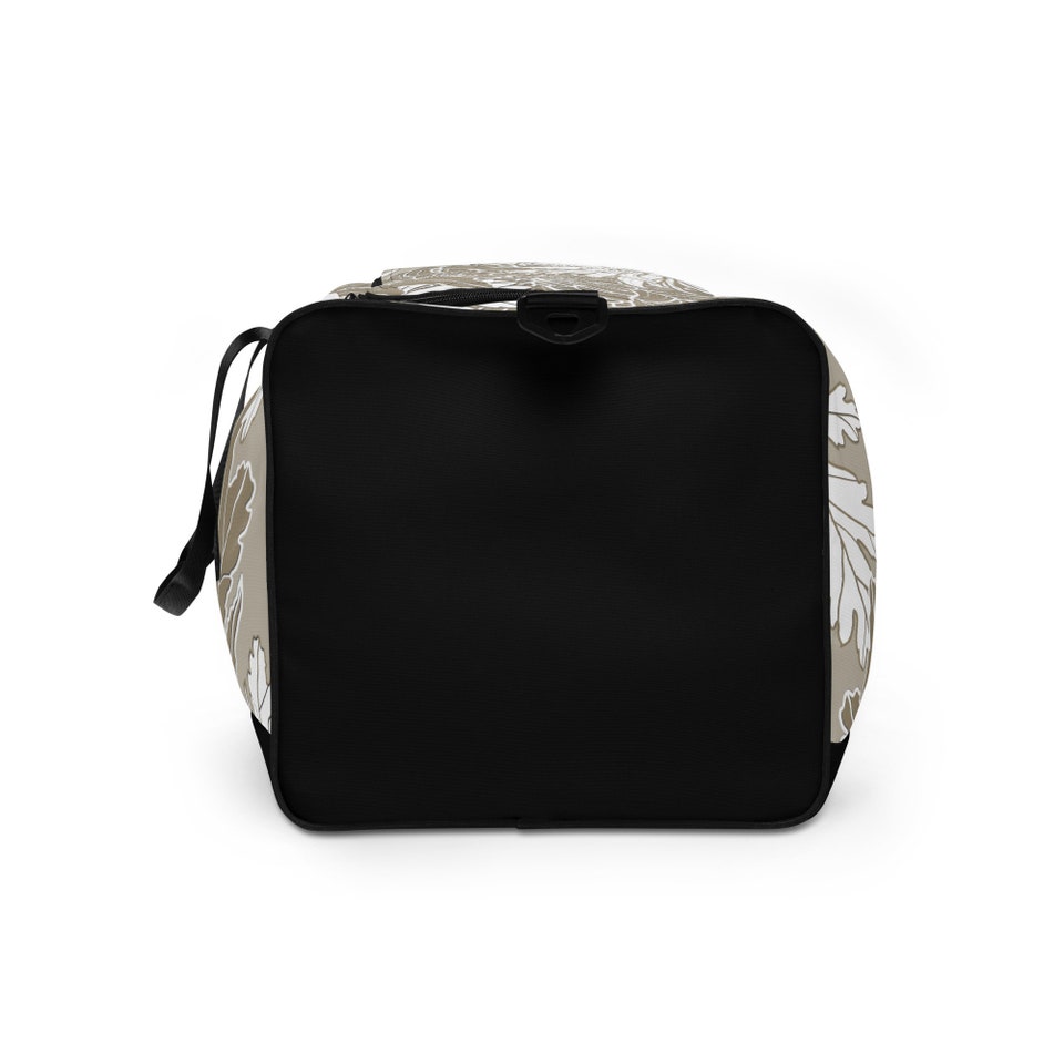 Discover Graphic Art Duffle bag