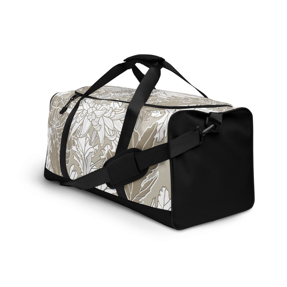 Discover Graphic Art Duffle bag