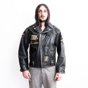 Doublure rouge TREVOR Biker Jacket punk des années 80. Véritable veste vintage en cuir de moto pleine fleur