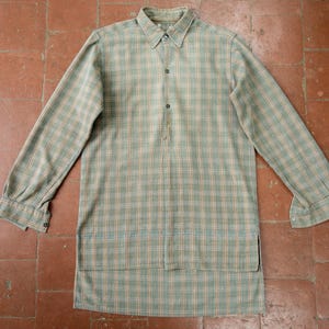 Vintage 1960s French Peasant Checked Shirt . Three Button Tunic Smock Farmer Shirt . Chanvre Country Shirt