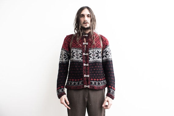 Norwegian Sweater 70s . Hippie Embroidered Sweater