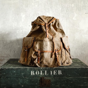 1940s French Army BackPack . Canvas Shoulder Bag Hiking Trekking Rucksack