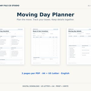 Może przedstawiać: Cyfrowy planer przeprowadzek z trzema stronami zatytułowanymi Moving checklist, Room & box inventory oraz Moving day details. Białe strony zawierają ciemnoniebieski tekst, uporządkowane sekcje i pola wyboru. Zawiera 3 strony na plik PDF w formatach A4 i US Letter.