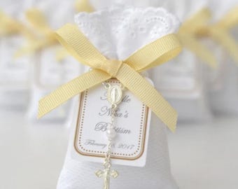 Lavender Sachets Baptism Favors – Mini Rosary & Personalized Tag - Recuerdos de Bautizo