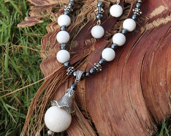 Howlite Drop