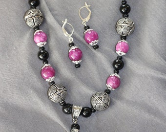 Fuchsia Onyx Drop