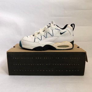 1995 nike cross trainers top