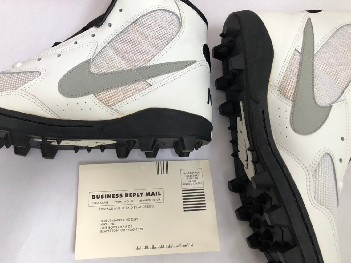 nike high top shark cleats