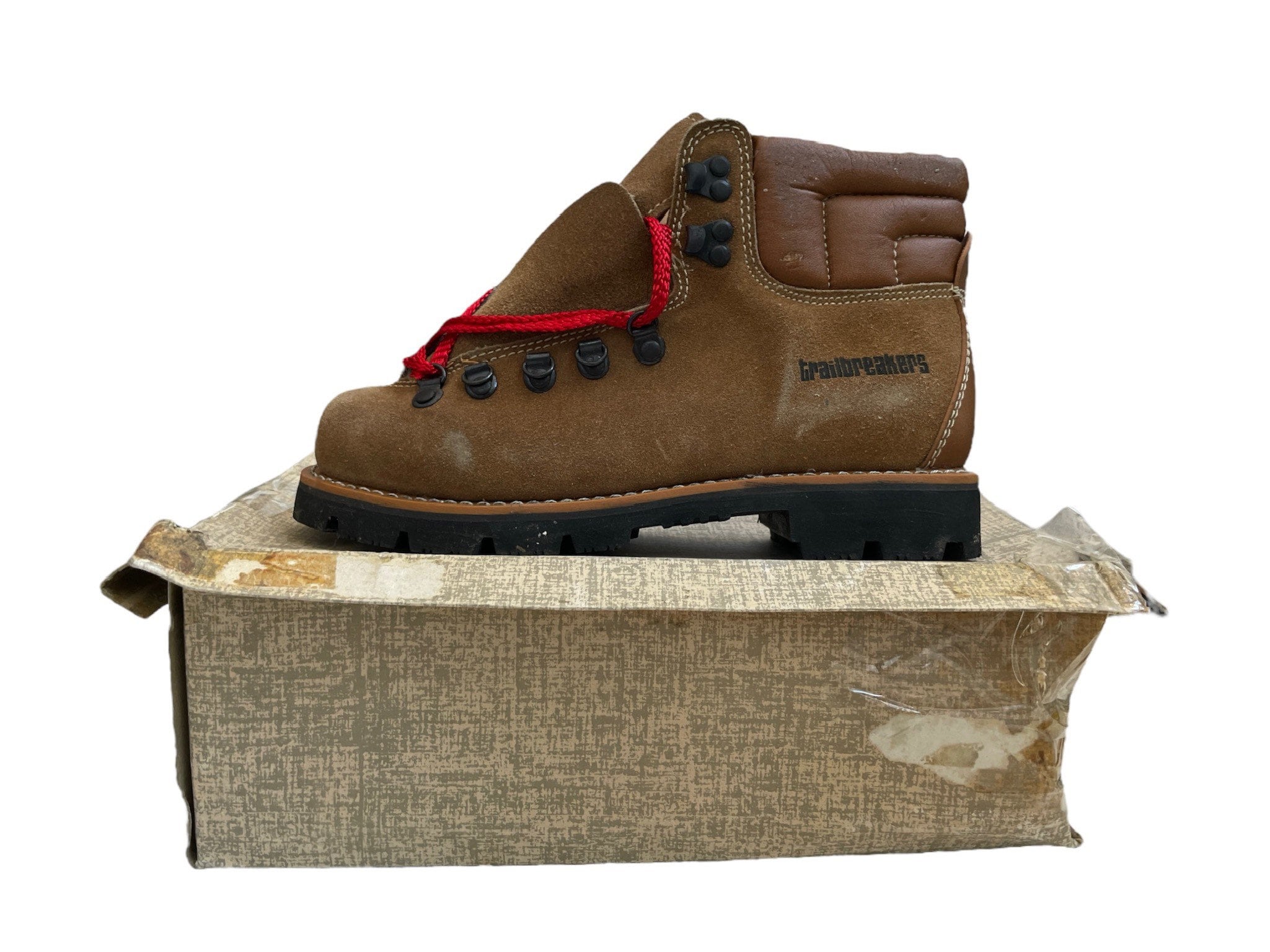 Chaussure montagne lacet rouge new arrivals