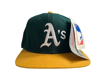 VINTAGE Oakland Athletics dead stock CAP