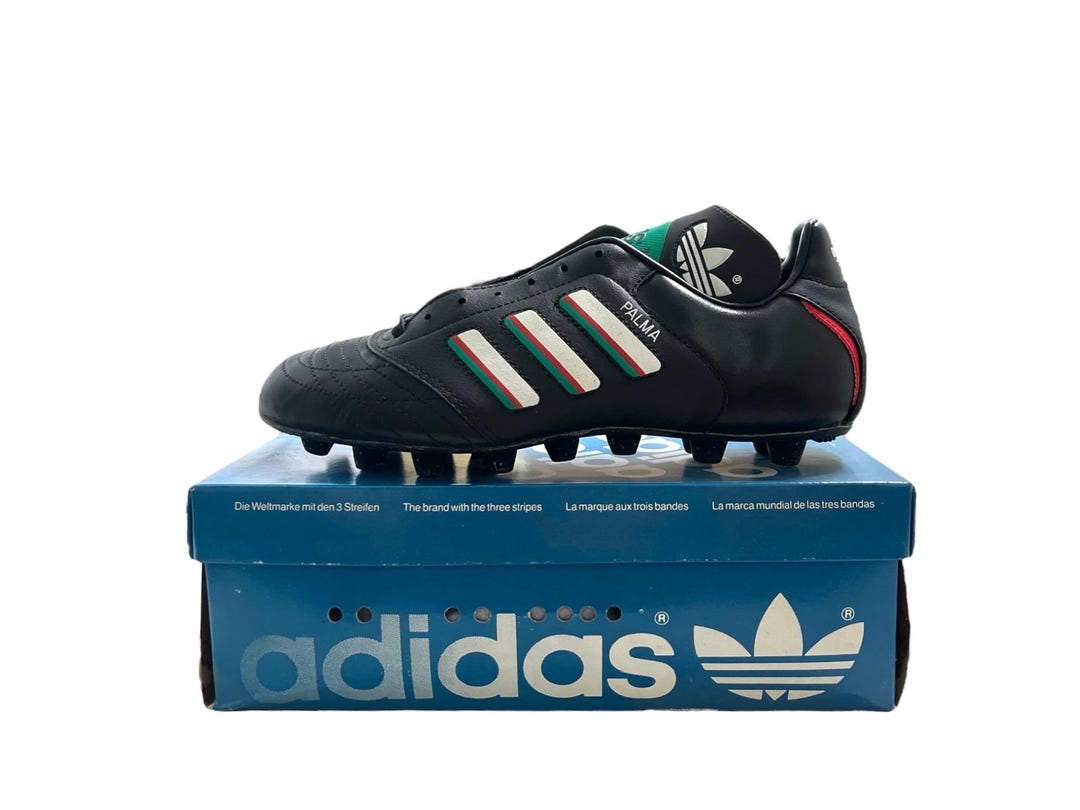 Vintage Men\'s Adidas Soccer Cleats Made In Taiwan Collectible Shoes s-l400.jpg main image 4
