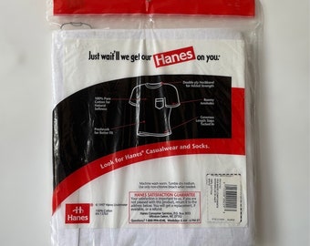 Vintage Hanes Pocket Tshirt Mens Size 2XL Deadstock NIP 1997