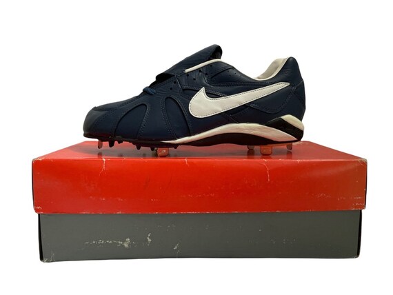 nike clipper cleats