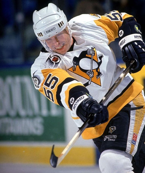 MARIO LEMIEUX  Pittsburgh Penguins 1996 CCM Vintage Away Hockey
